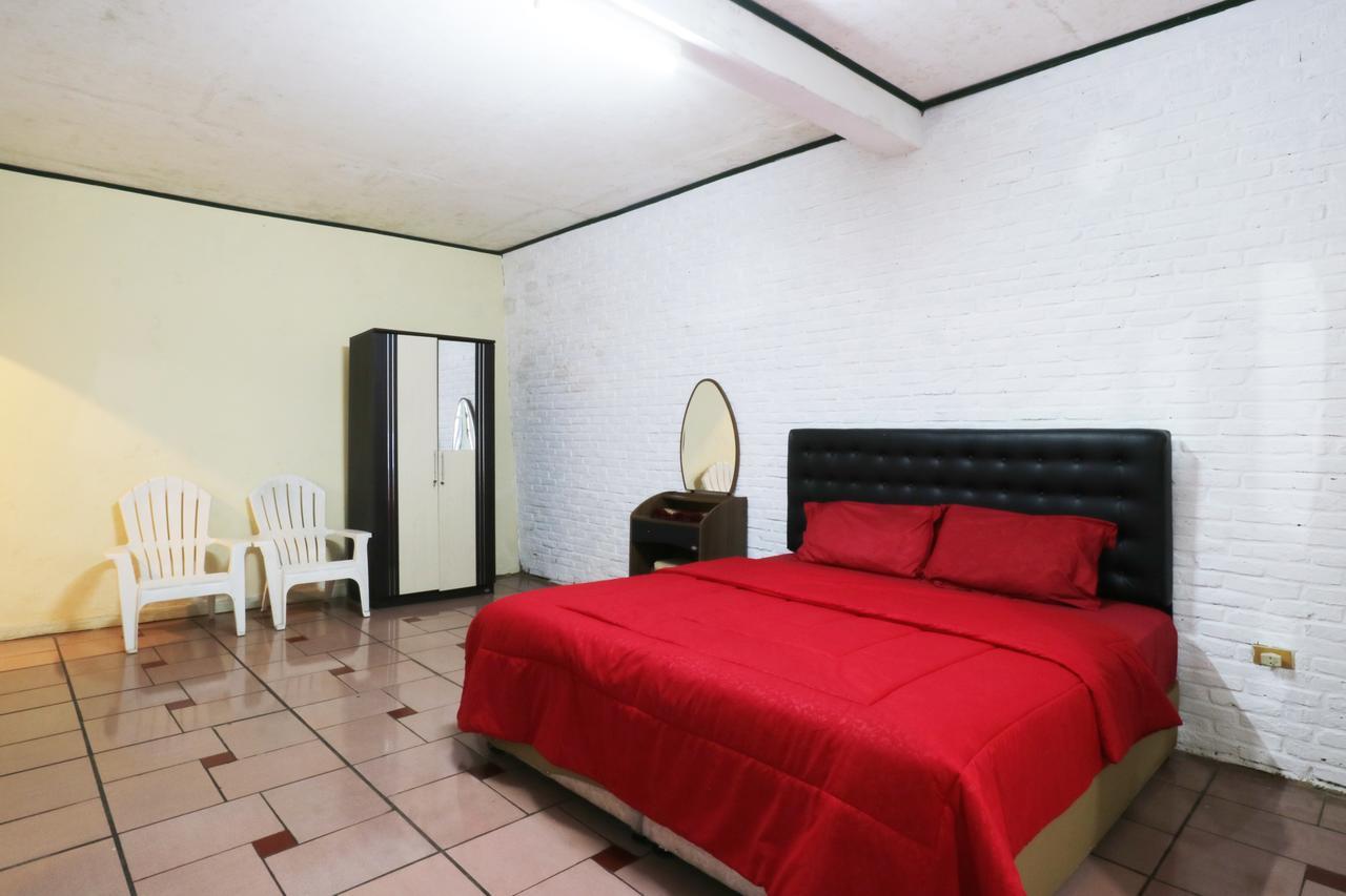 Villa Madani Paragajen Esterno foto